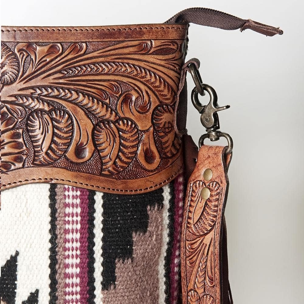 American Darling Concealed Carry Crossbody Hand Carved Leather Fringe Purse for Women Western Handbags Conceal Carry